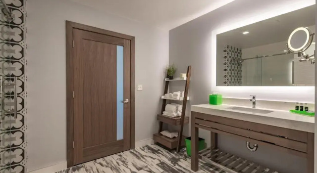 Люкс с видом на горы Lexen Hotel - North Hollywood Near Universal Studios