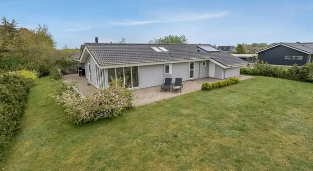 "Heide" - 750m to the inlet in Western Jutland, Book Hotel Hoteller i Tarm med parkering, Parkering