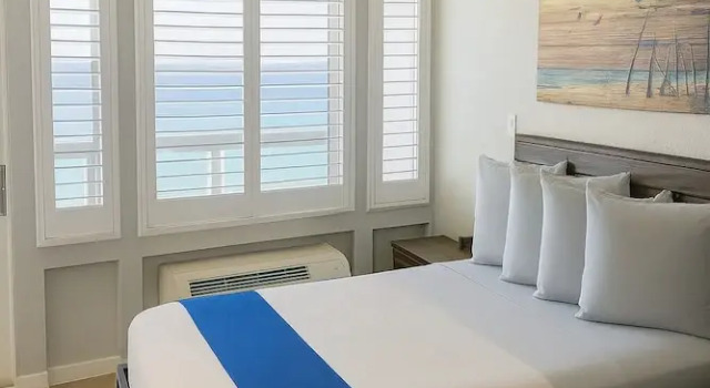 Студия Georgian Inn Beach Club