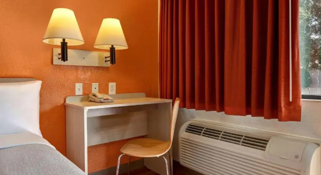 Двухместный номер Standard Motel 6-Monterey, CA