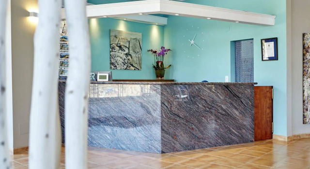 Universal Hotel Aquamarin, Book Hotel Andratx 