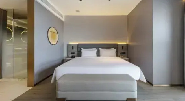 Люкс Executive Palace Hotel (Huzhou High speed Railway Station Branch)