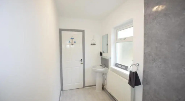 Апартаменты c 1 комнатой 1 Bedroom Holiday let in the Heart of West Wales