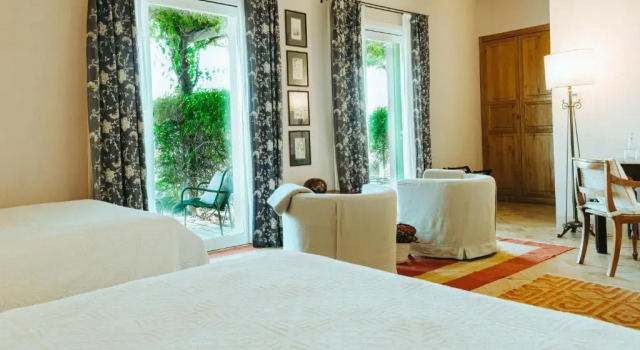 Четырёхместный номер Deluxe La Foresteria Planeta Wine Resort & Beach Club