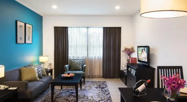 Двухместный номер Deluxe c 1 комнатой Somerset Vientiane