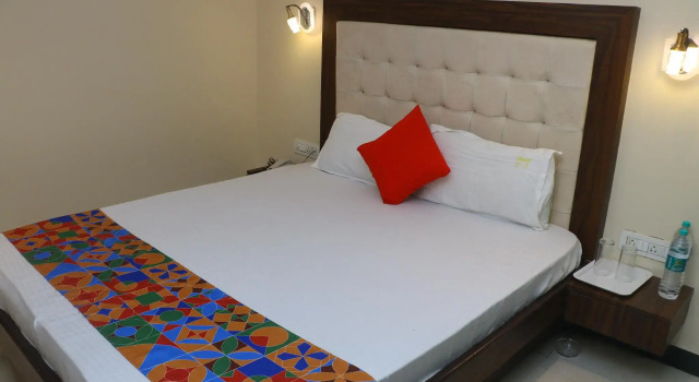 Hotel Yellow Season, Забронировать Отель Отели Мумбай с завтраком, Завтраки