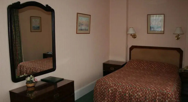 The Croft, Book Hotel 3-stjernede hoteller i Kennington, 3*