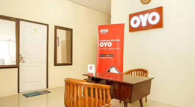 OYO 494 Nadia Homestay Syariah Near RSU Premier Surabaya Kota Surabaya