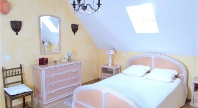 House With 3 Bedrooms in Simeyrols, With Furnished Garden and Wifi