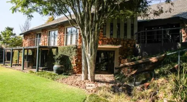 Modjadji House, Book Hotel Roodepoort Gauteng
