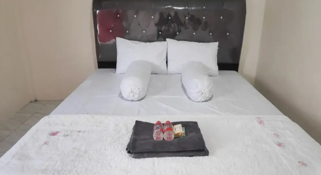 RedDoorz @ Jalan Ujung Aji Berastagi, Rezervasyon Otel Berastagi Sumatra