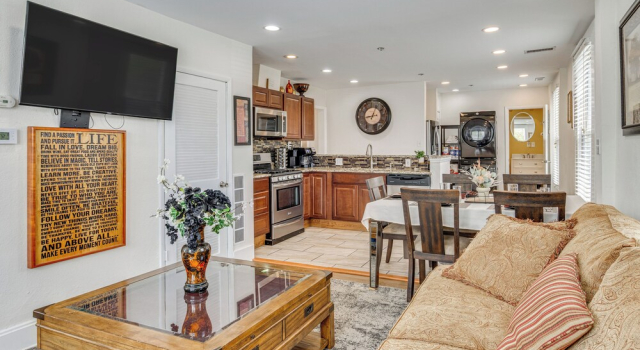 9 Mi to Fort Harrison State Park: Apt in Indy, Prenota Appartamento Indianapolis Indiana