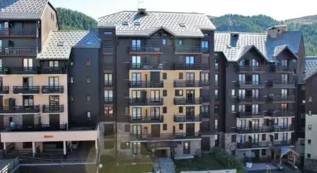 Apartment Cristal 2, Забронировать Апартаменты/квартира Ризуль Ризуль