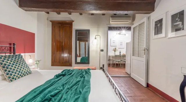 Wine Apartments Florence Ciliegiolo