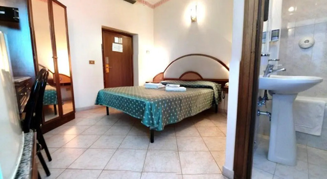 Одноместный номер Standard Cambridge Hotel