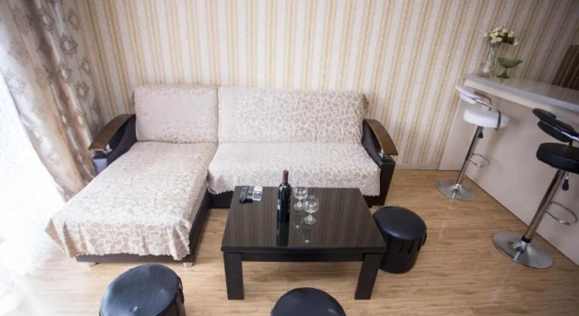 Апартаменты Apartment on Sherif Khimshiashvili Street 15b
