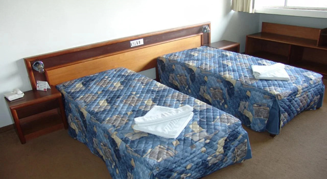 UpFront Hotel Lanville