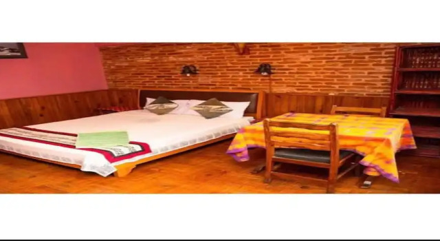 MeroStay 152 B 2N B Guest House, Забронировать Гостевой дом Отели Бхактапур с парковкой, Парковка