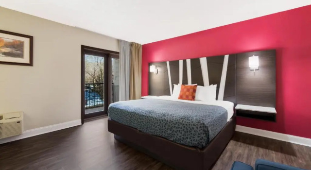 Номер Standard Econo Lodge Inn & Suites on the River