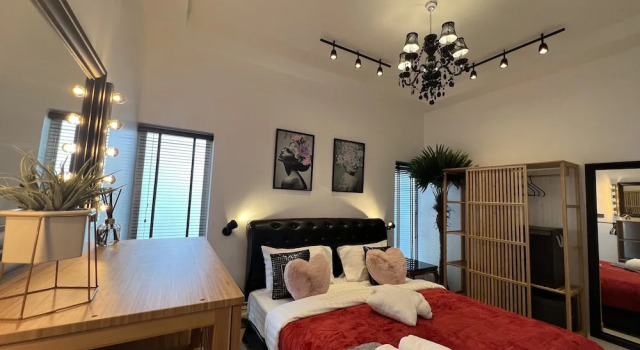 Вилла с красивым видом из окна Art Pool Villa
