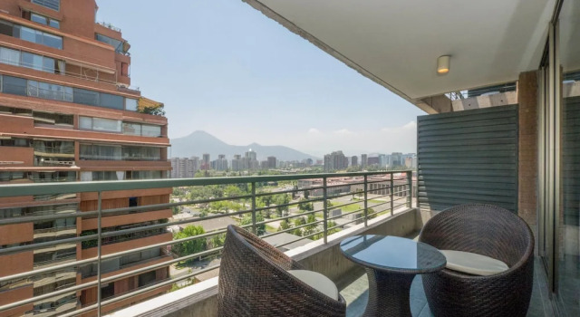 Апартаменты Executive Livinnest Apartments