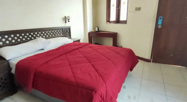 Camera Executive Mangkuyudan Hotel Solo