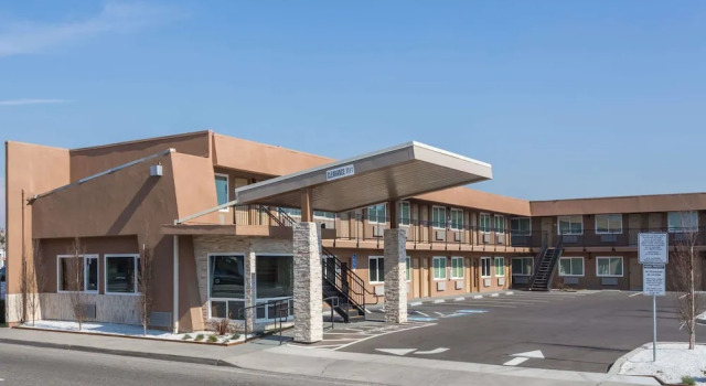 Days Inn by Wyndham Yosemite Area, Buchen Sie Hotel SPA-Hotels in Fresno, SPA