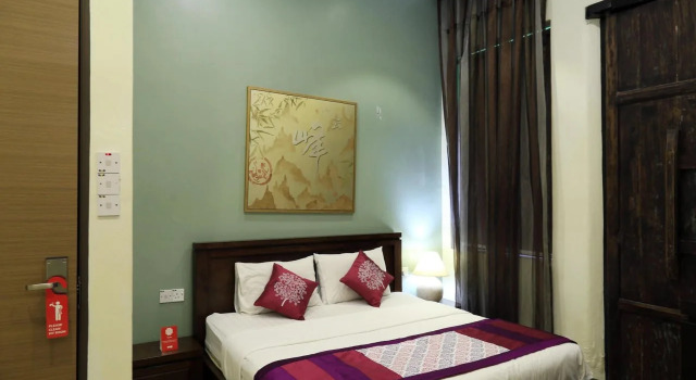OYO Premium Lorong Kinta Komtar, Boek Hotel George Town Penang