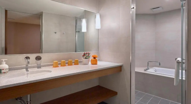 Четырёхместный номер Standard Orange Hotel - Wenhua, Chiayi