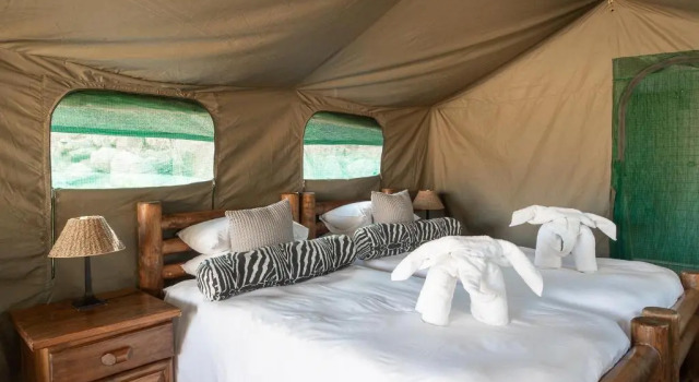 Ondundu Lodge, Book Hotel Hoteller i Kamanjab med parkering, Parkering