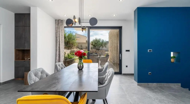 New! Villa Praska with private 28,5 sqm pool, 3 en-suite bedrooms, Sauna, 1km to Beach, Book Villa Villaer i Strožanac, Villa