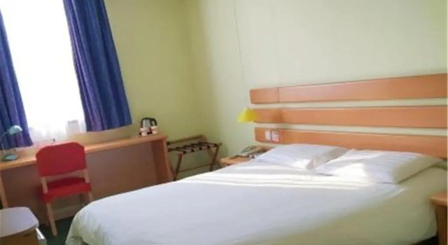 Номер Standard Home Inn Chongqing Wanzhou Dianbao Road Wanda Plaza