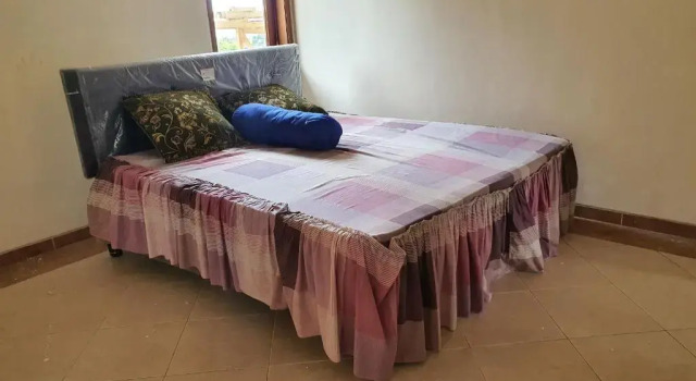 Люкс OYO 90043 Vila Afanda Syariah