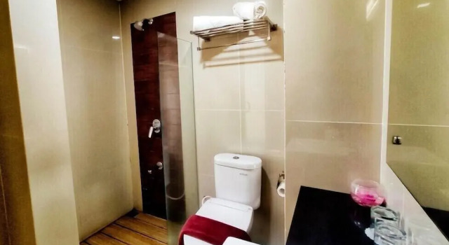 Двухместный номер Superior Grand Parama Hotel