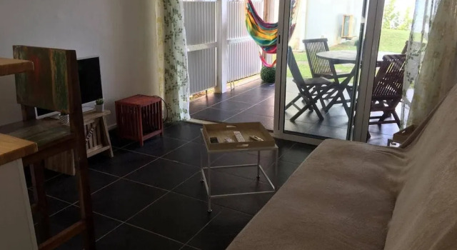 Property with One Bedroom in Le Gosier, with Wonderful Sea View And Furnished Garden - 500 M From the Beach, Prenota Appartamento Le Gosier Grande-Terre
