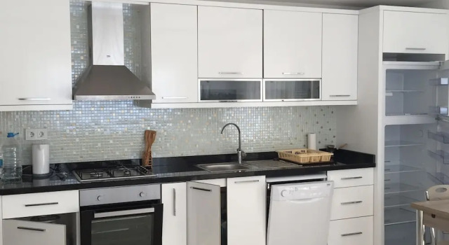 Апартаменты с балконом Crown City A54