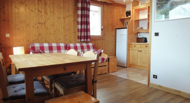 Spacious Apartment in Méribel near Ski Lift, Забронировать Апартаменты/квартира Мерибель-Моттаре Мерибель-ле-Альё, рядом с Горнолыжный подъемник Комб