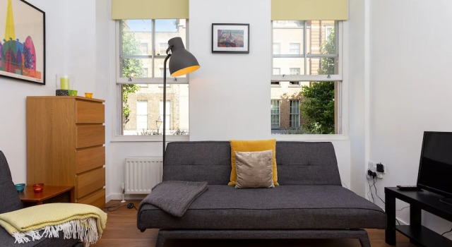 1 Bedroom Apartment In Fitzrovia Sleeps 4