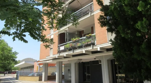 Train Station Flat, Забронировать Отель Отели Маргера с парковкой, Парковка