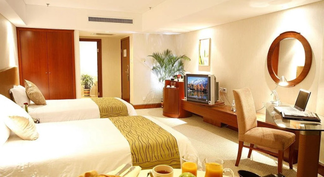Shifeng International Holiday Hotel