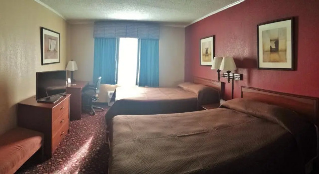Четырёхместный номер Deluxe Travelodge by Wyndham Beckley