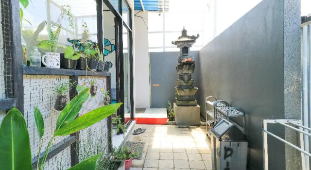 The Ruum Hostel Canggu by ZUZU