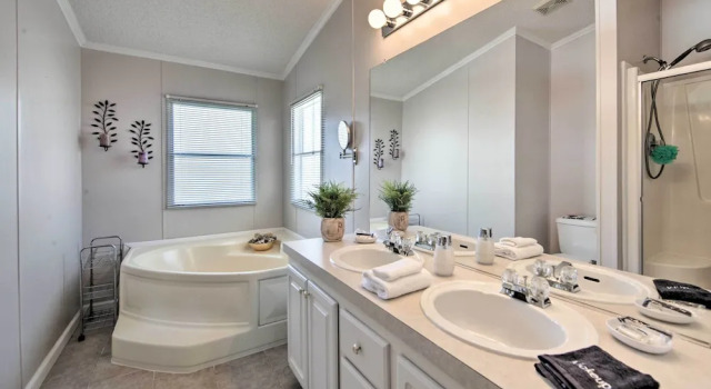 Коттедж Lakefront Mabank Gem w/ Sunset Views: Pets Welcome