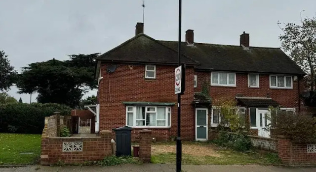 3BR Home Near Hounslow West Tube Station, 예약 휴가용 주택 런던 그레이터 런던