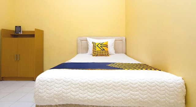 Habitación doble Económica SPOT ON 2830 Azka Guest House Syariah