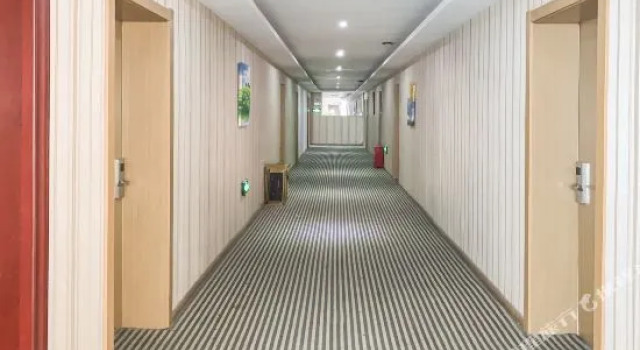 Liangyou Hotel, Rezerwuj Hotel Jiujiang Jiangxi