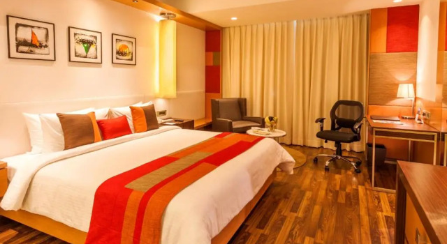 Номер Premium Deventure Sarovar Portico Kapashera, New Delhi