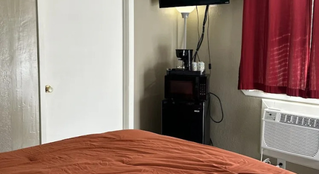 Номер Standard Travelers Inn Motel