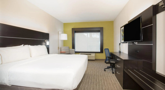 Двухместный номер Standard Holiday Inn Express & Suites Ft Collins by IHG