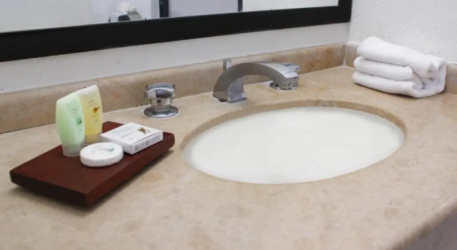 Двухместный номер Standard Hotel & Suites Real del Lago